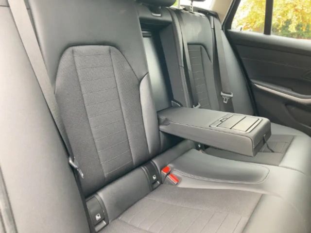 BMW 320 320e Touring