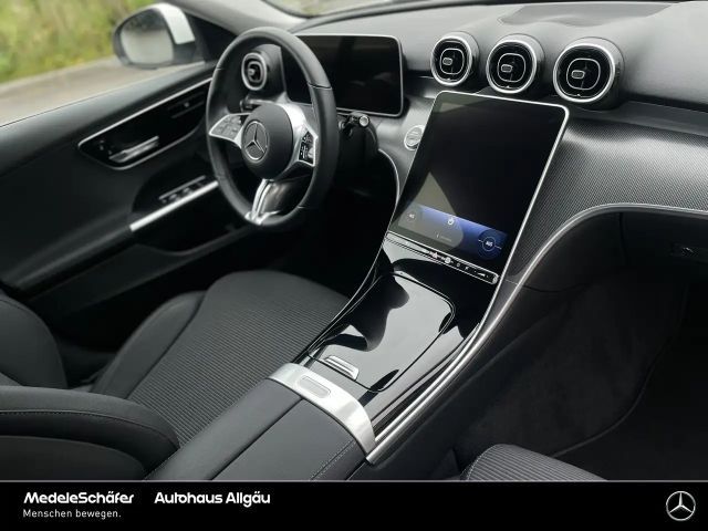 Mercedes-Benz C 180 AVANTGARDE Sedan