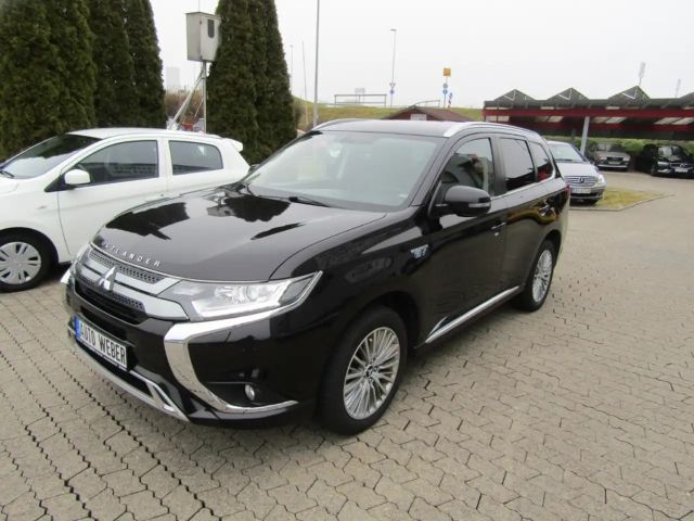 Mitsubishi Outlander 4WD