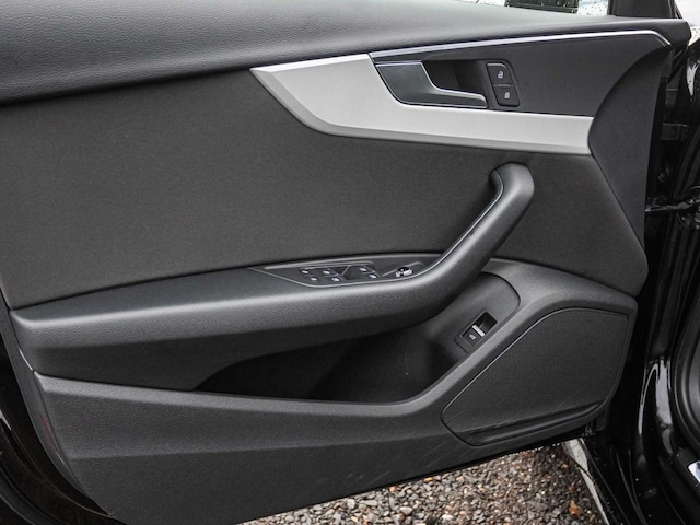 Audi A4 40 TFSI Avant S-Tronic