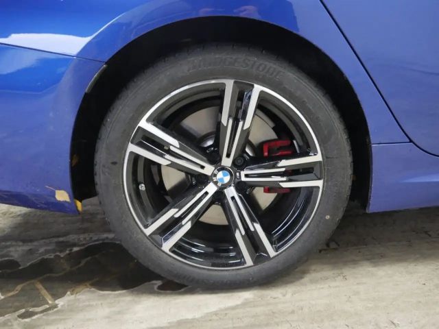 BMW 330 330e M-Sport Touring xDrive