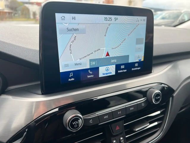 Ford Kuga AWD Hybrid Titanium