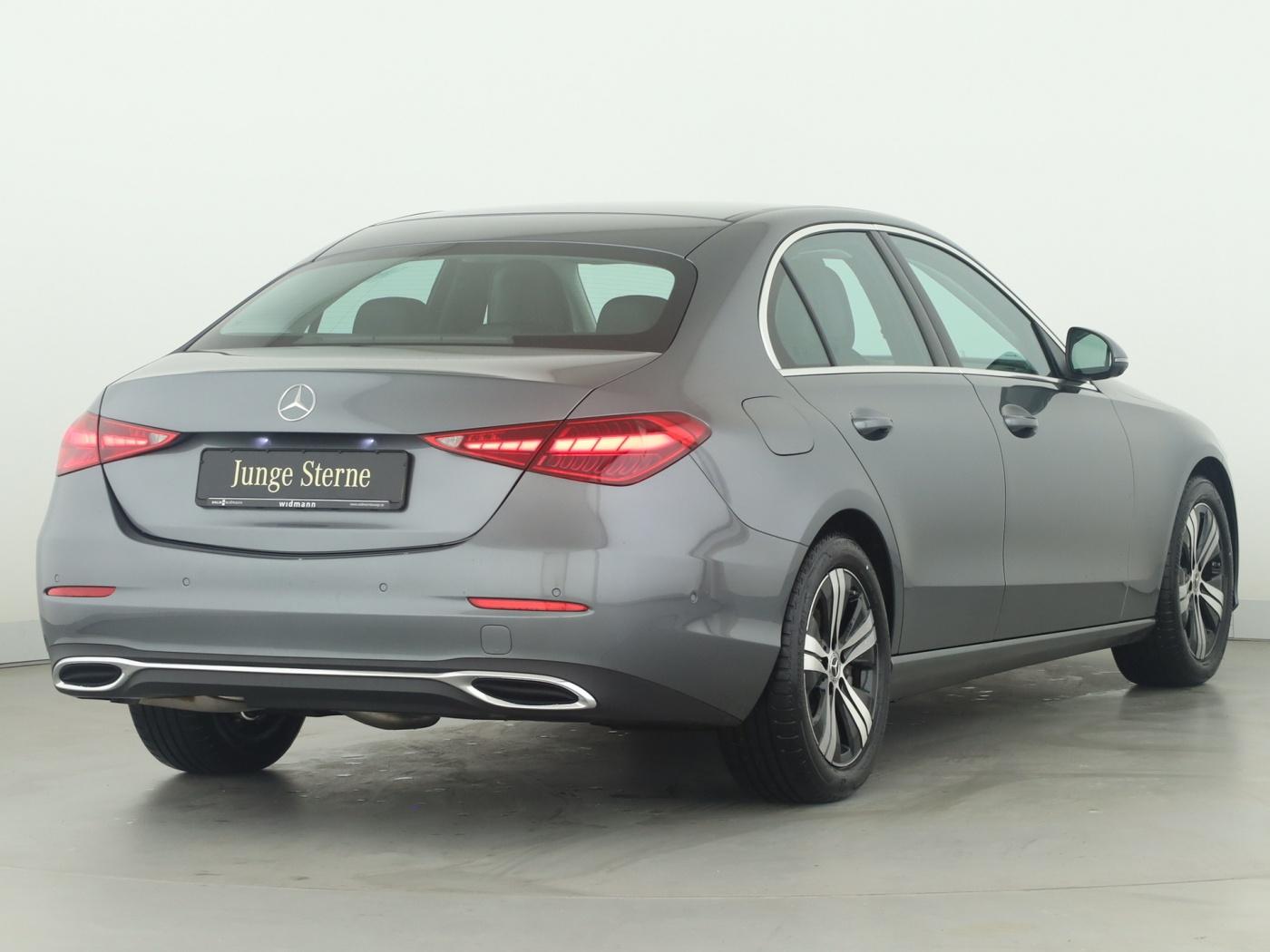 Mercedes-Benz C 200 AVANTGARDE Sedan