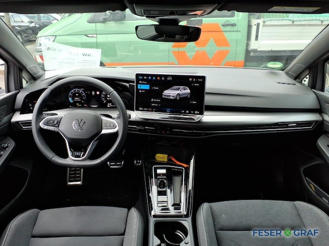 Volkswagen Golf 1.5 eTSI