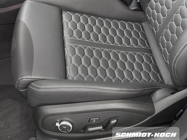 Audi RS4 Avant Quattro