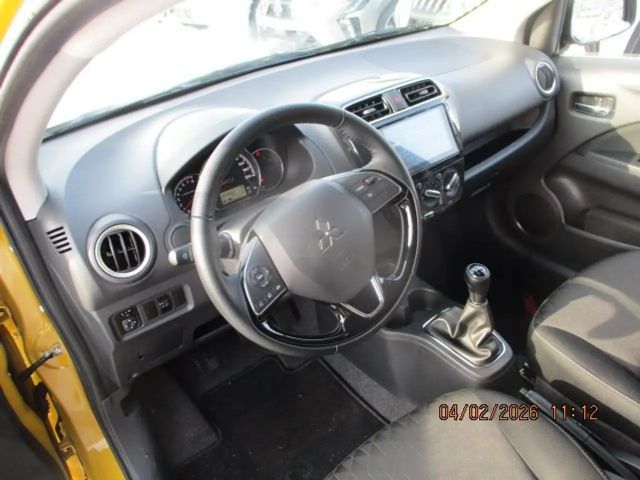 Mitsubishi Space Star Star