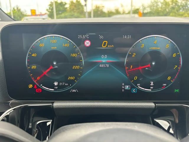 Mercedes-Benz GLA 200 AMG Line