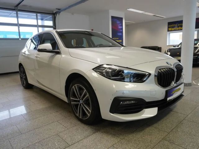 BMW 116 116i Sedan