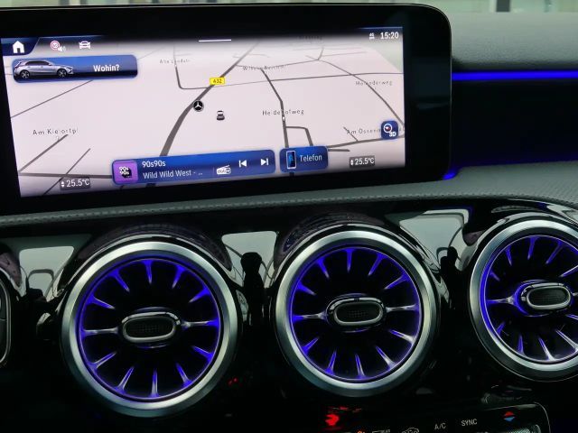 Mercedes-Benz A 200 AMG Line