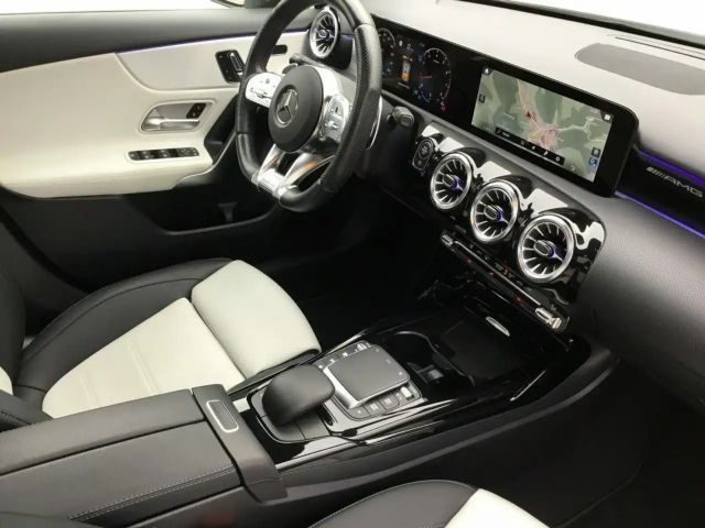 Mercedes-Benz A 35 AMG 4MATIC AMG Line