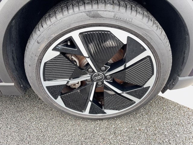 Audi Q4 e-tron Compact 45 e-tron Audi Q4 e-tron