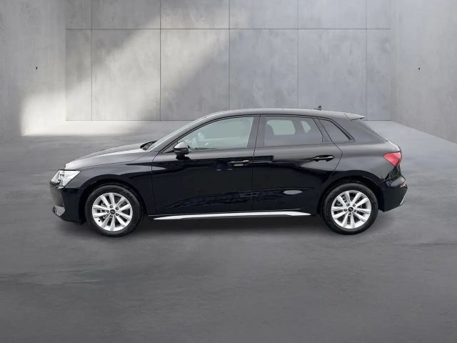 Audi A3 30 TFSI Sedan