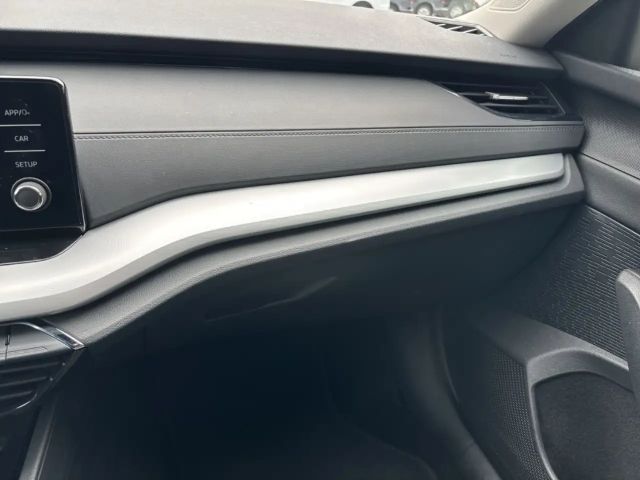 Skoda Octavia 1.5 TSI Ambition Combi