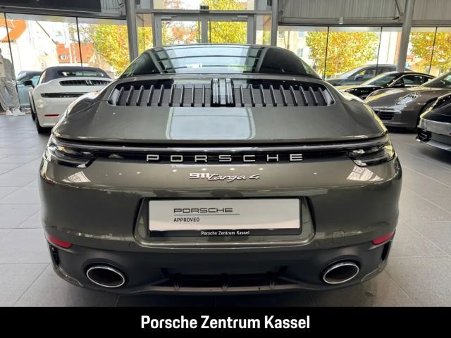 Porsche 992 4 Coupé Targa