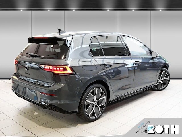 Volkswagen Golf 1.5 eTSI DSG Golf VIII R-Line