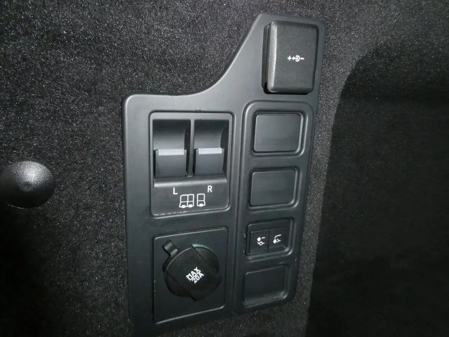 Land Rover Discovery AWD D250 S