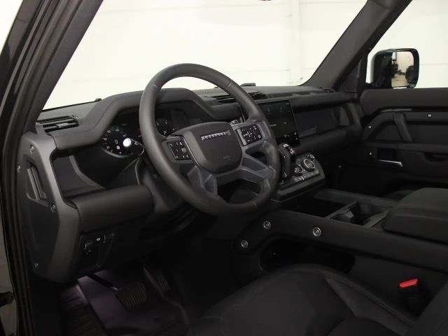 Land Rover Defender 90 D300 Dynamic SE