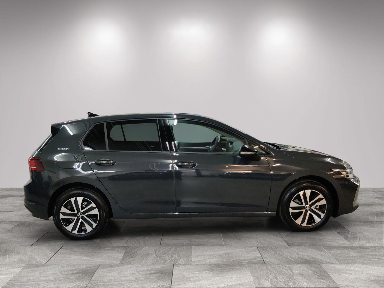 Volkswagen Golf 1.5 eTSI Life Plus