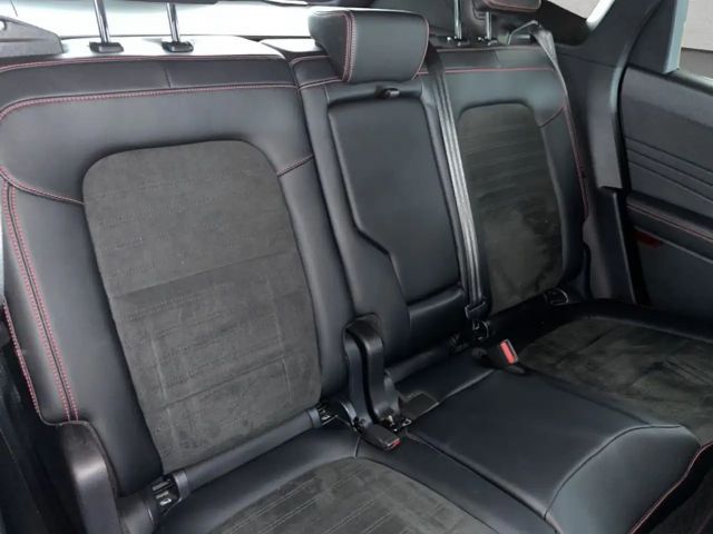 Ford Kuga Plug in Hybrid ST Line X