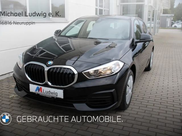 BMW 116 116i Sedan