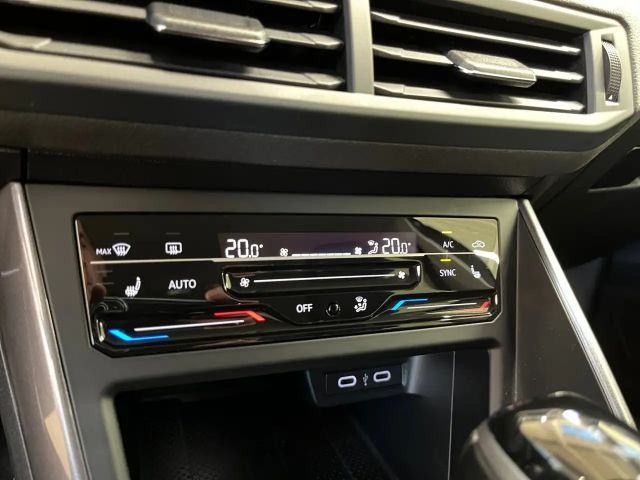 Volkswagen Polo 1.0 TSI DSG Style