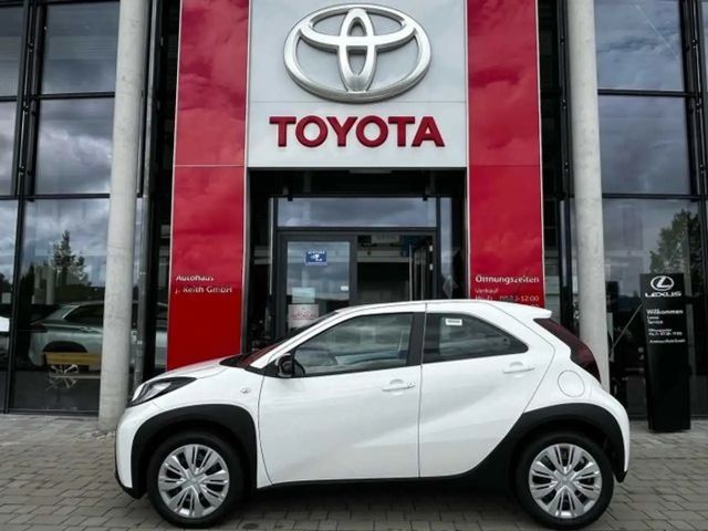 Toyota Aygo X 1.0 VVT-i Business