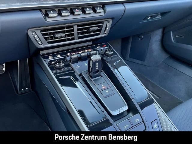 Porsche 992 Cabrio Carrera