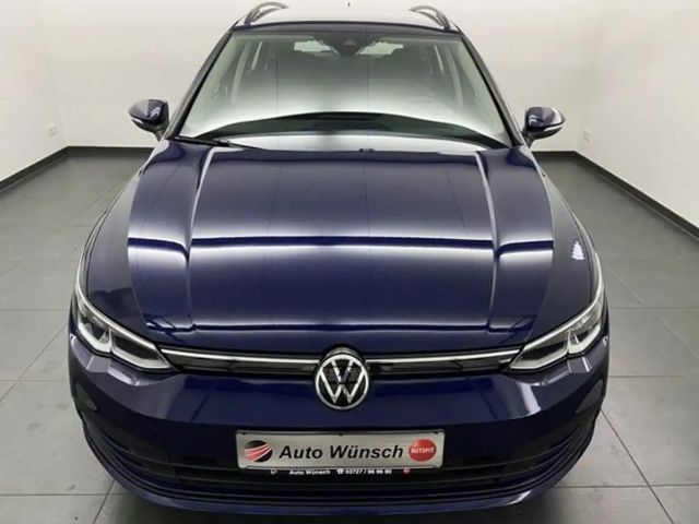 Volkswagen Golf 1.0 TSI DSG Life Variant