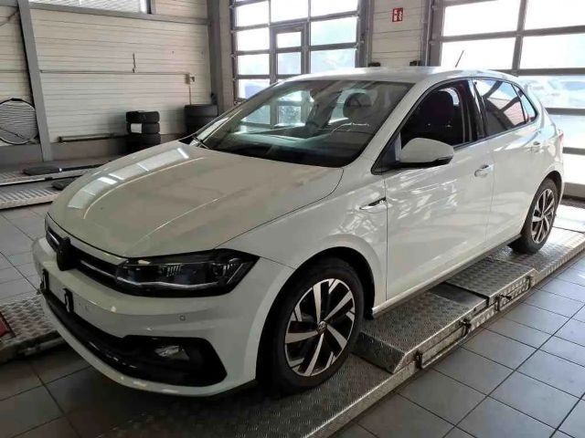 Volkswagen Polo 1.0 TSI Highline R-Line