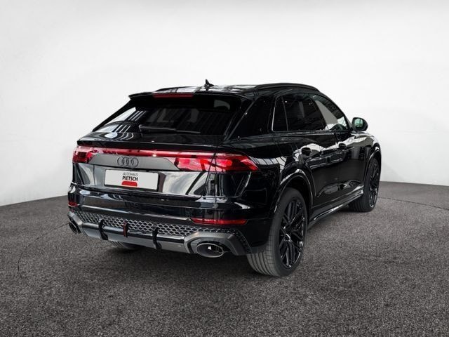 Audi RS Q8 Performance Quattro