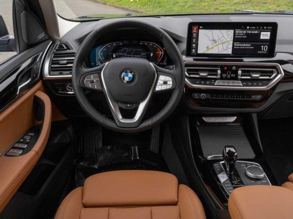 BMW X3 xDrive30i