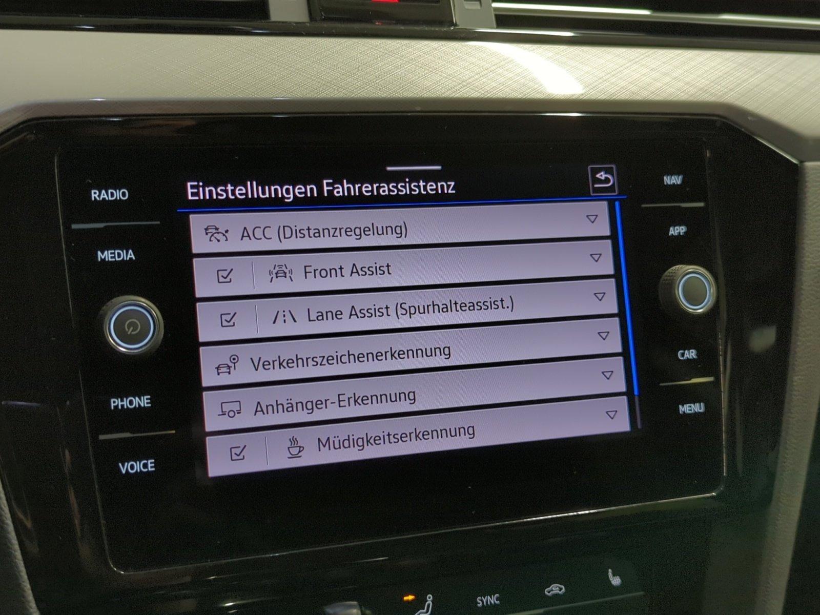 Volkswagen Passat 2.0 TDI Business DSG Variant