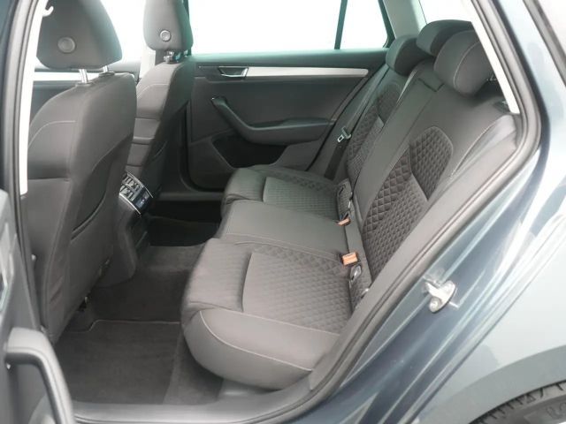 Skoda Superb Ambition Combi iV