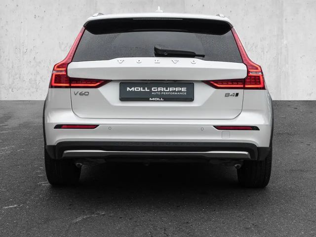 Volvo V60 AWD Plus
