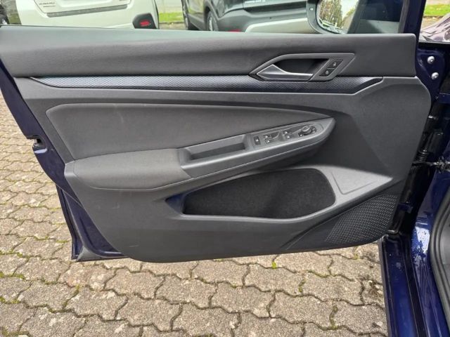 Volkswagen Golf 1.5 TSI Golf VIII