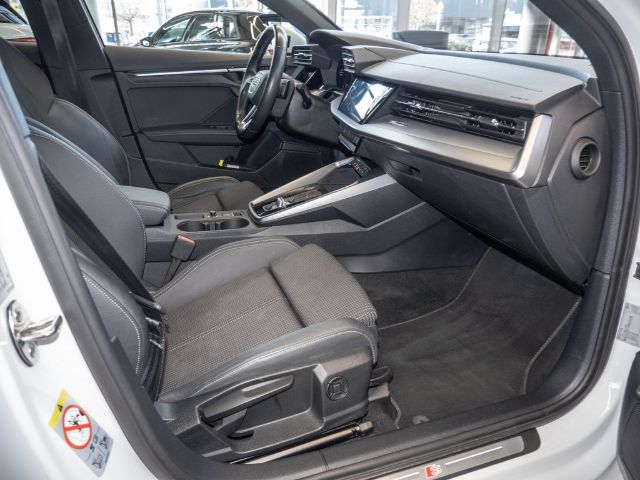 Audi A3 35 TFSI S-Line S-Tronic Sportback
