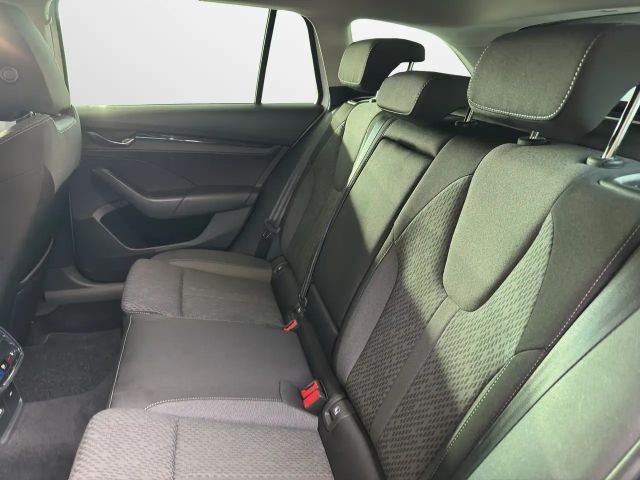 Skoda Octavia 2.0 TDI Ambition Clever Combi