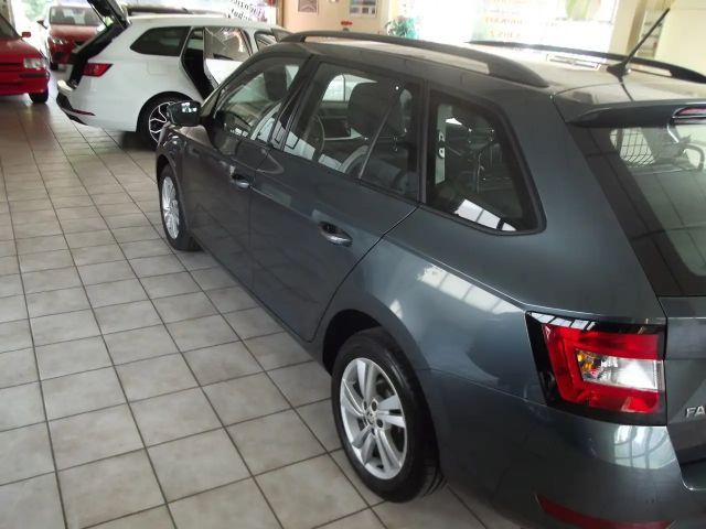 Skoda Fabia 1.0 TSI Combi
