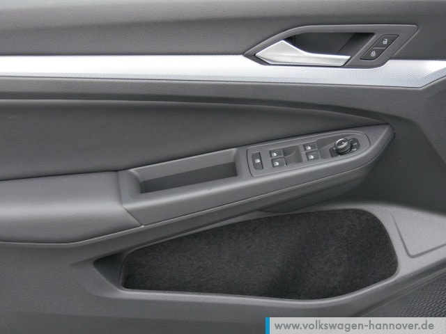 Volkswagen Golf 1.5 eTSI DSG IQ.Drive