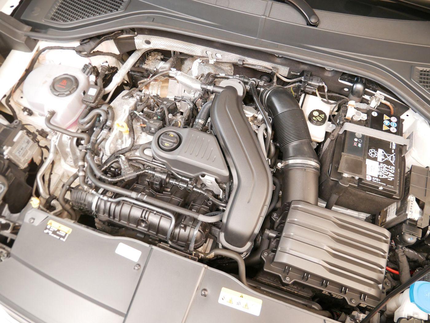 Volkswagen T-Roc 1.5 TSI DSG R-Line