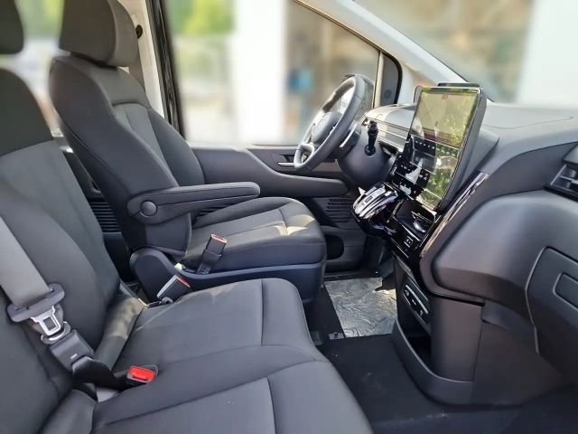 Hyundai Staria Trend