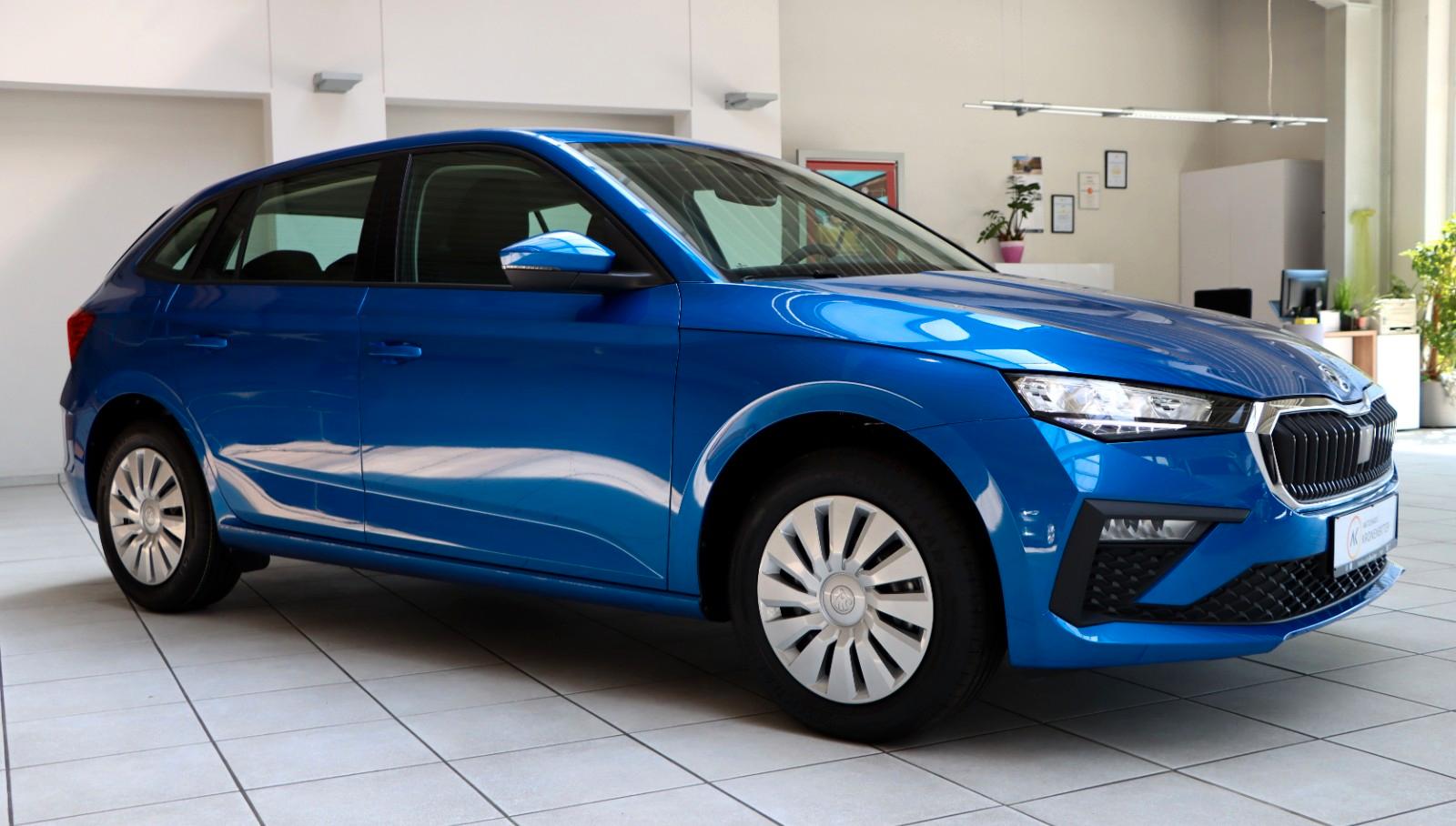 Skoda Scala 1.0 Essence DSG 116PS-AHK LED PDC Tempomat