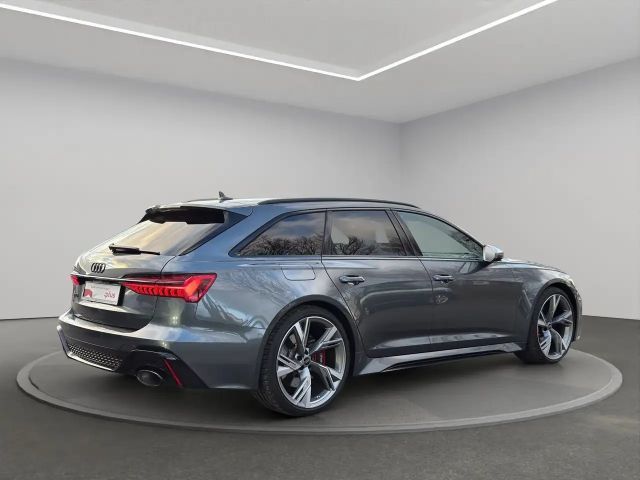 Audi RS6 4.0 TFSI Quattro