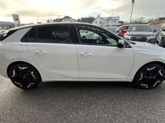 Opel Astra GSe Turbo