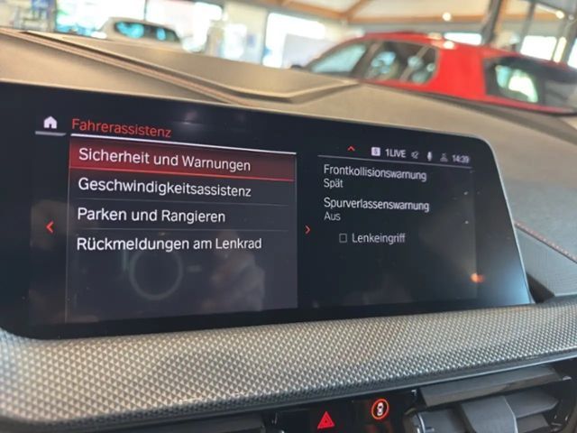 BMW 120 120d Sedan Sport Line