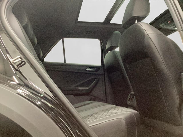 Volkswagen T-Roc 1.5 TSI DSG R-Line