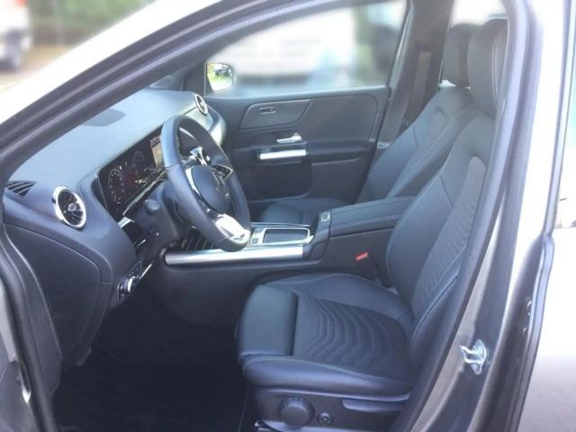 Mercedes-Benz B 180 Progressive