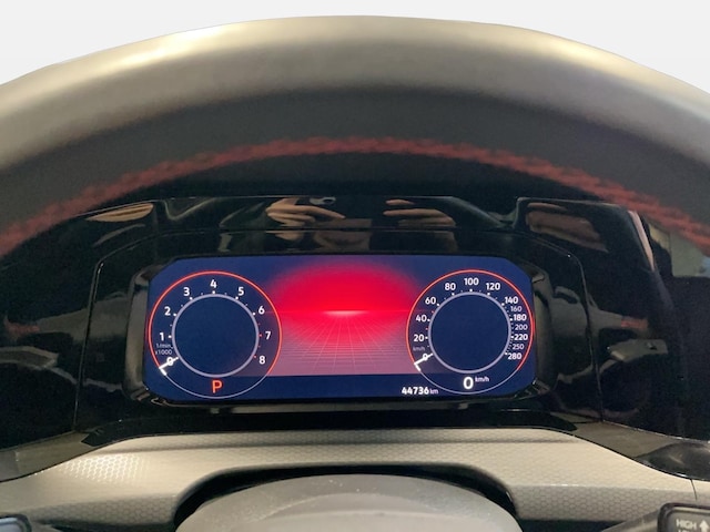 Volkswagen Golf 2.0 TSI DSG Golf VIII