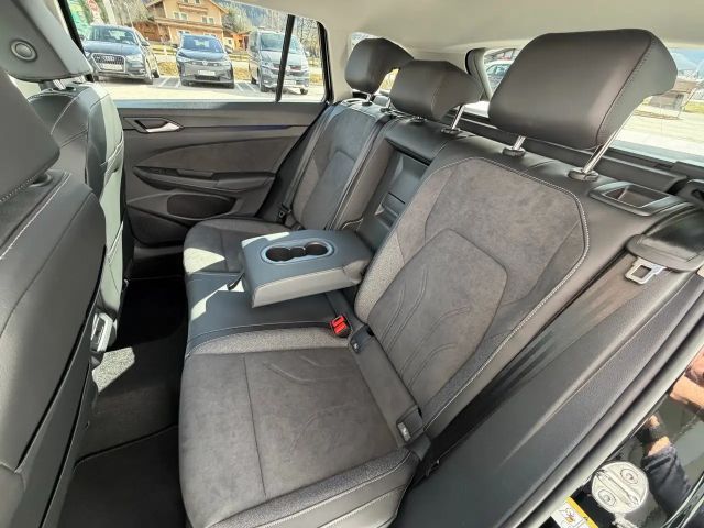 Volkswagen Golf 1.5 eTSI Life Variant