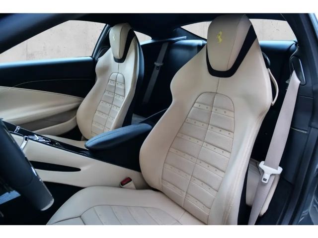 Ferrari Roma *Carbon+LED*MagneRide*Passenger-Display*PPF*